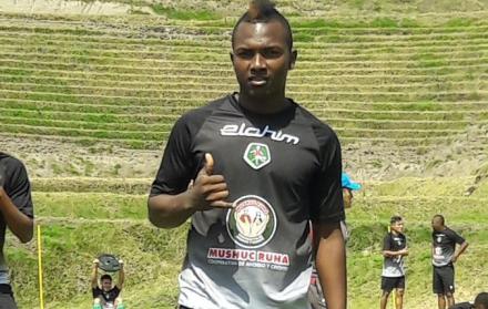 Referencial. El mundialista tricolor, Daniel Segura, anunció mediante sus redes sociales su salida del club Cebollita.