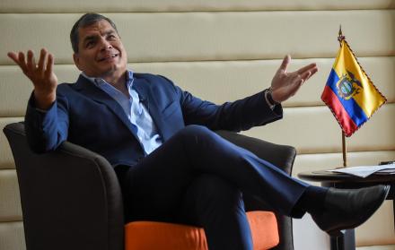La Procuraduría indica que la autorización previa para la distribución de los recursos provenía del presidente del movimiento Alianza País, Rafael Correa.