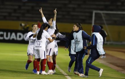 El primer cupo a la gran final del torneo continental se lo determinará el jueves 24 de octubre, a las 19:30, con el duelo entre el Ferroviaria y el Cerro Porteño en el estadio Atahualpa.