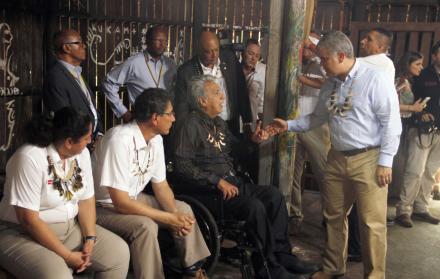 Encuentro. Lenín Moreno aprovechó una Cumbre sobre la región Amazónica para hablar de su idea deportiva.