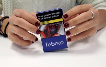 La pérdida de seres queridos es una de las consecuencias de fumar.