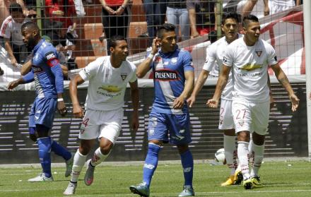 Encuentro entre Emelec y Liga de Quito.