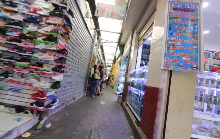 Negocios. En la Bahía de Guayaquil hay disponibilidad de locales comerciales para alquiler, como se ve en la foto.