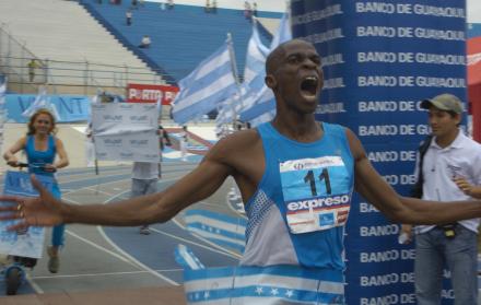 N’Tyamba, nacido en Lubango un 20 de marzo de 1968, actualmente tiene 51 años y es uno de los deportistas más reconocidos de su continente.