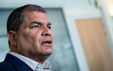 El expresidente Correa no puede presentarse como candidato a la Presidencia porque fue eliminada la figura de las candidaturas indefinidas.