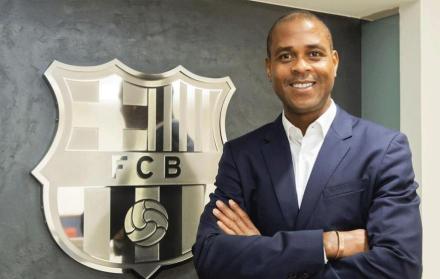 Kluivert, de 43 años, jugó en el FC Barcelona de 1998 a 2004.