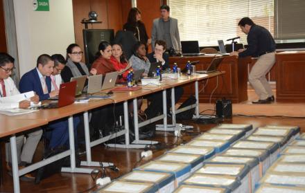 La audiencia se extenderá hasta las 14:00. Inicialmente, la Fiscalía investigó asociación ilícita y tráfico de influencias; pero ahora la acusación será sólo por cohecho.