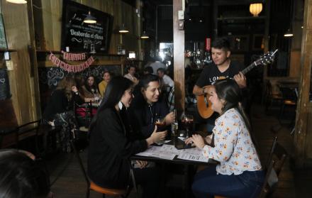 Entretenimiento. Algunos espacios son vistos como un área de conexión con la cultura, mediante la música.