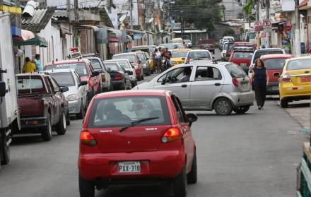 Imagen referencial. Para orientar debidamente a los conductores y peatones, los agentes civiles de tránsito seguirán en el área.