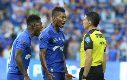 El domingo, Emelec enfrentó a Liga de Quito en el Capwell.