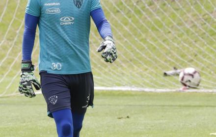 Jorge Pinos en el entrenamiento de Independiente del Valle.