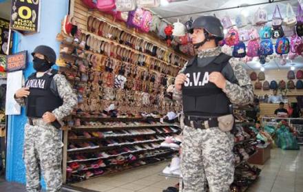 Operativo de la Aduana realizada en Guayaquil.