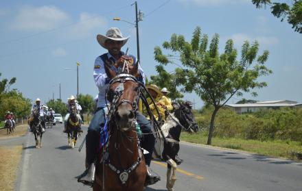 El domingo por la mañana, a las 10:00, se realizará la tradicional cabalgata por Samborondón, que parte de la Plaza de Rodeo Montuvio, ubicado en la cabecera cantonal.