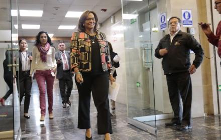 El jefe de bloque del partido Social Cristiano (PSC) Henry Cucalón, dijo a EXPRESO que su bancada no votará por la reelección de Cabezas, y que en su debido momento darán a conocer si ellos presentarán candidato propio o apoyarán a alguien de otra bancada