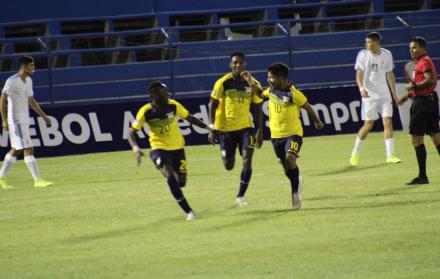El 28 de noviembre la pequeña Tri para clasificar a la fase final del torneo se enfrentará al anfitrión, Paraguay.