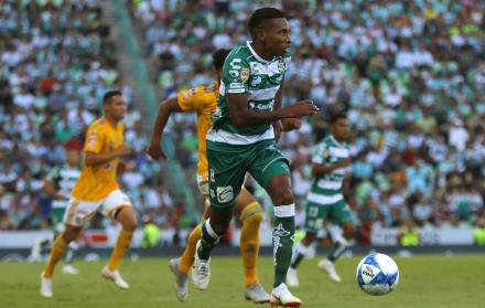 El exatacante de Emelec ya entrena con normalidad en el equipo del Santos Laguna.