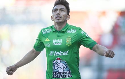 Actual atacante del Club León de la Primera División de México / Trayectoria: Comenzó su carrera en las divisiones formativas del Club Sport Emelec, sin embargo, en 2010 tuvo un paso por el Deportivo Cuenca, donde destacó, al año siguiente volvió al cuadr