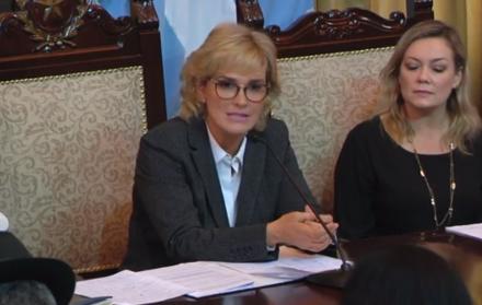 “No es a nosotros los que nos compete asumir la decisión de una competencia que nosotros no tomamos, no la estudiamos, no planificamos, no la decidimos”, dijo Viteri sobre el retiro de subsidio por parte del Gobierno.