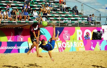 Los ecuatorianos se impusieron ante los venezolanos en el inicio de los Juegos Suramericanos de Playa Rosario 2019.