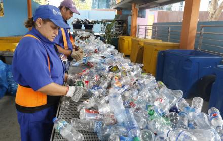 Imagen referencial. Representantes de organizaciones piensan que se debe crear un hábito de reciclaje en la ciudadanía.