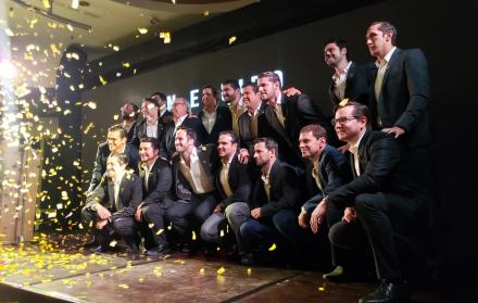 Presentación del binomio. Aquiles Álvarez expuso un discurso en el que resaltó la importancia de devolverle la casta a Barcelona.