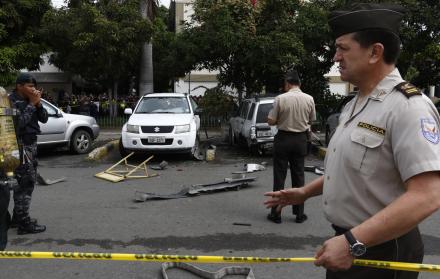 Imágenes de la explosión en el parqueadero de la Facultad de Ciencias Médicas.