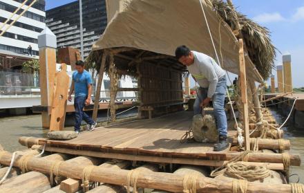 Similitud. La embarcación tiene iguales características a la que utilizó el científico alemán durante su presencia en Guayaquil. Se recurrió a materiales de la localidad.