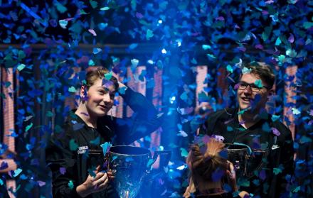 Emil Bergquist Pedersen, apodado Nyhrox, y su compañero Thomas Arnould, conocido como Aqua, fueron el primer dúo campeón del mundo Fornite.