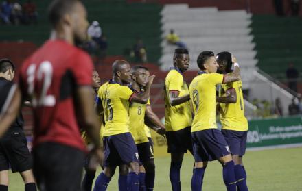 Franco y Valencia convirtieron para la Tri.