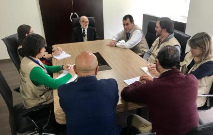El viernes la jefatura de la Misión Electoral de la OEA en Ecuador se reunió con el presidente del Consejo de Participación Ciudadana y Control Social transitorio, Julio César Trujillo, y los consejeros Pablo Dávila y Luis Bolívar.