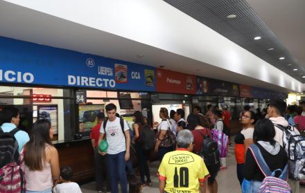 En relación a otros feriados, la afluencia de viajeros fue mucho menor.