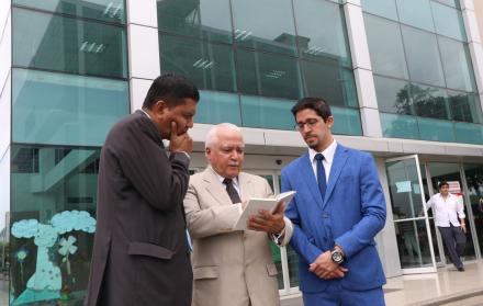 Representantes de la Universidad de Guayaquil acudieron a la Unidad Judicial Norte, este martes 25 de junio de 2019.