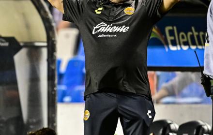 El último club que dirigió Maradona es Dorados de Sinaloa.
