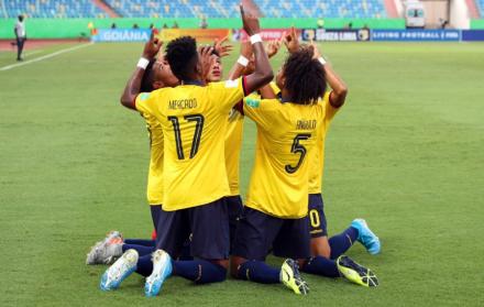 Los ecuatorianos iban por delante en el marcador, pero cayeron en los minutos finales del cotejo.