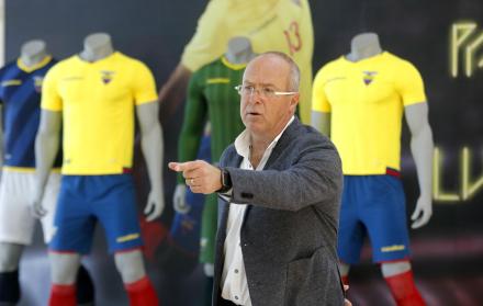 El DT argentino, quien dirigirá al combinado de mayores en los duelos amistosos ante Perú y Bolivia, dijo sentirse motivado por la oportunidad.
