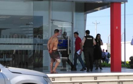 Néstor Romero recibió una pena reducida por el asesinato de sus padres, debido a su condición mental.