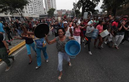 La versión oficial del vaivén de la energía responsabiliza a la oposición venezolana y a la Administración de Estados Unidos por “atacar” el sistema eléctrico.