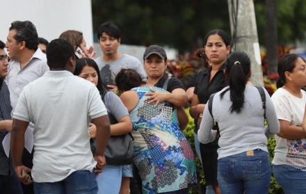 Los familiares llegaron al sitio para retirar los cuerpos de sus allegados.