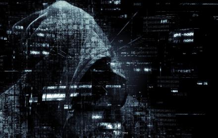 El robo de información a través de internet es el delito más común que perpetran los ciberdelincuentes.