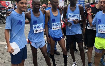 El keniano David Langat finalizó los 21K en 1:03:11. Previamente también ganó la Maratón de las Flores en Medellín.