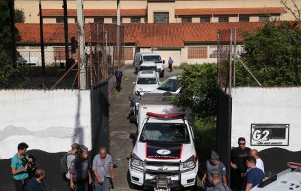 El ataque fue perpetrado por un adolescente y un hombre de 25 años, que serían exalumnos y que luego se suicidaron.