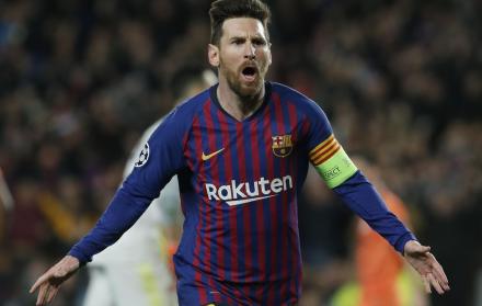 Leo Messi abrió el marcador de penal (17), antes de Philippe Coutinho hiciera a puerta vacía el 2-0