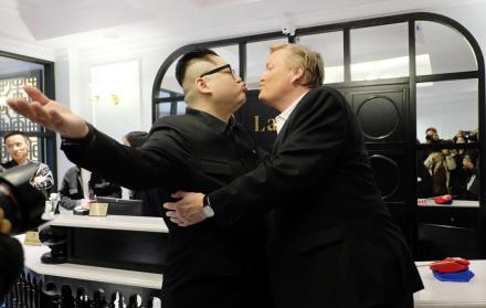 “Mi verdadero delito es parecerme al presidente de Corea del Norte”, sostuvo el cómico Howard X.