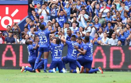 Emelec recibió a Mushuc Runa en el Capwell.