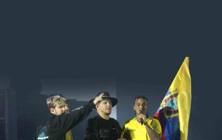 Los asistentes al show ofrecido el pasado sábado en el Coliseo General Rumiñahui de Quito presenciaron un concierto doble, con mucho sabor colombiano.