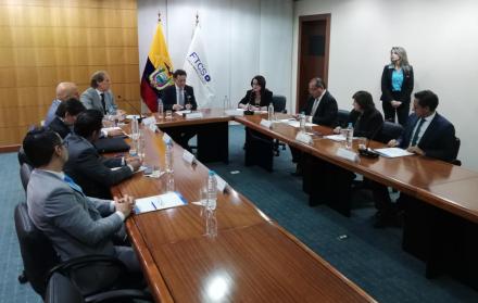Reunión extraordinaria del Pleno de la Función de Transparencia y Control Social.