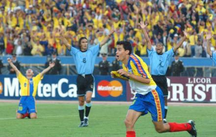 Referencial. Kaviedes anotó el gol que le dio a Ecuador su primera clasificación a un mundial de fútbol.