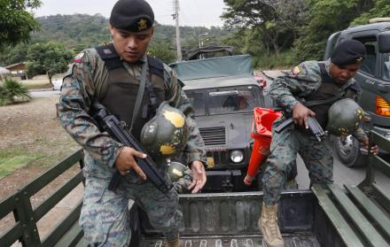 Con esa información previa se armó un operativo que permitió la detención de Cristian Caiza mientras se desplazaba el lunes cerca de las 19:00 horas por Latacunga, Cotopaxi.