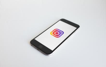 Desde el usuario que publica fotos de su barba decorada con casi cualquier objeto hasta la cuenta que comparte obras de arte hechas con comida, una serie de perfiles curiosos ha conquistado Instagram.