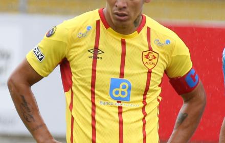 El defensa central, Luis Romero, jugó treinta partidos en 2019 e hizo cuatro goles. 